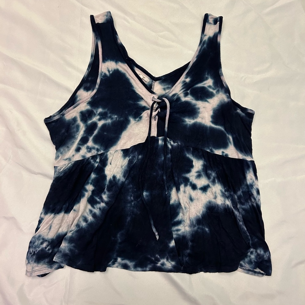 Maurice’s 2x blue/white bleach tie-dye babydoll tank top